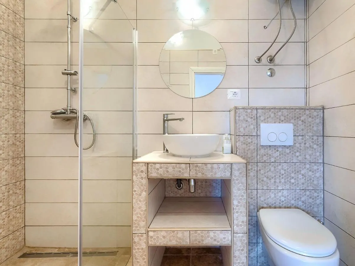 Holiday Home Villa Lancin - Rca453 By Interhome Divsici 0*,