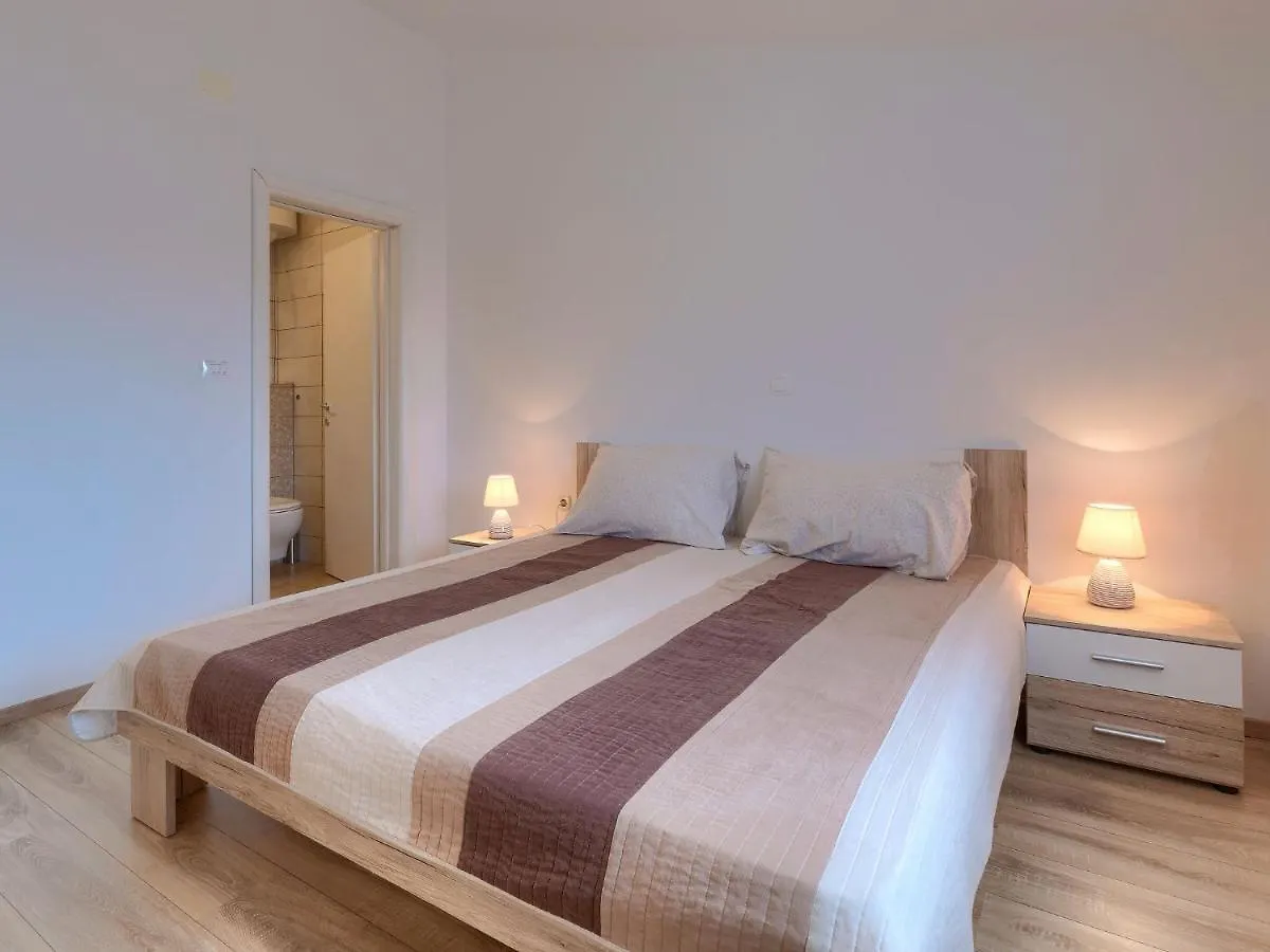 Holiday Home Villa Lancin - Rca453 By Interhome Divšići 0*,  Chorvatsko