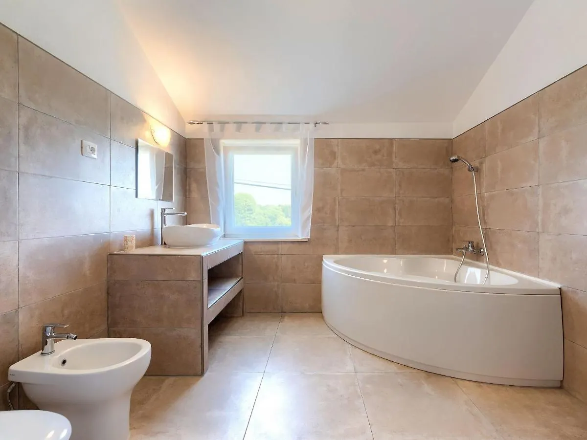 Holiday Home Villa Lancin - Rca453 By Interhome Divsici Croatia