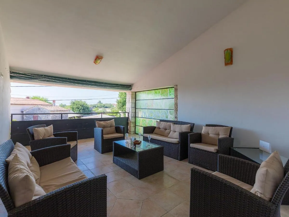 Holiday Home Villa Lancin - Rca453 By Interhome Divšići