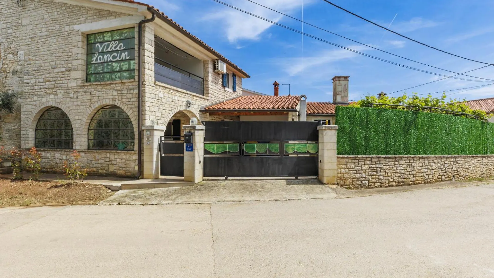 Holiday Home Villa Lancin - Rca453 By Interhome Divsici